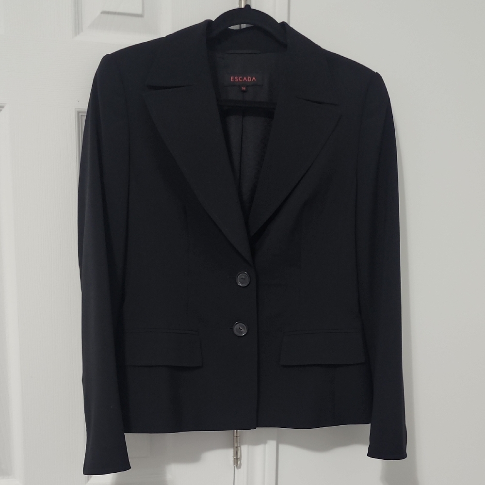Escada Classic Black Suit Jacket